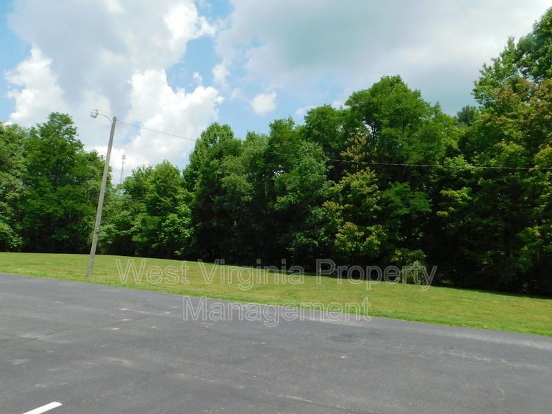 581 Prosperity Rd #206 - Photo 3 of 10