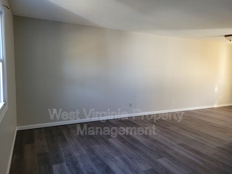 581 Prosperity Rd #206 - Photo 5 of 10