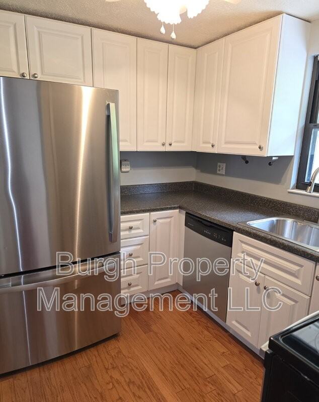 3135 Laurel Ridge Cir - Photo 5 of 17