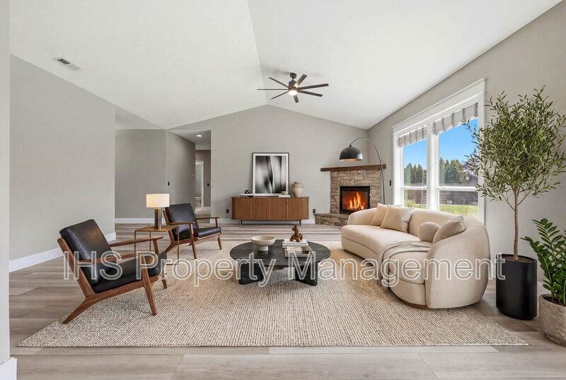4806 Tamarisk Dr - Photo 4 of 19