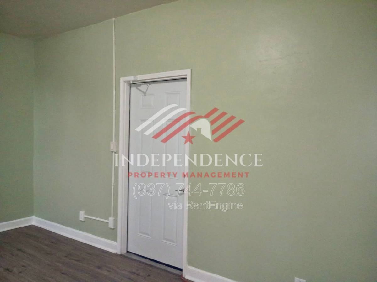 408 N Wayne St #11 - Photo 7 of 10
