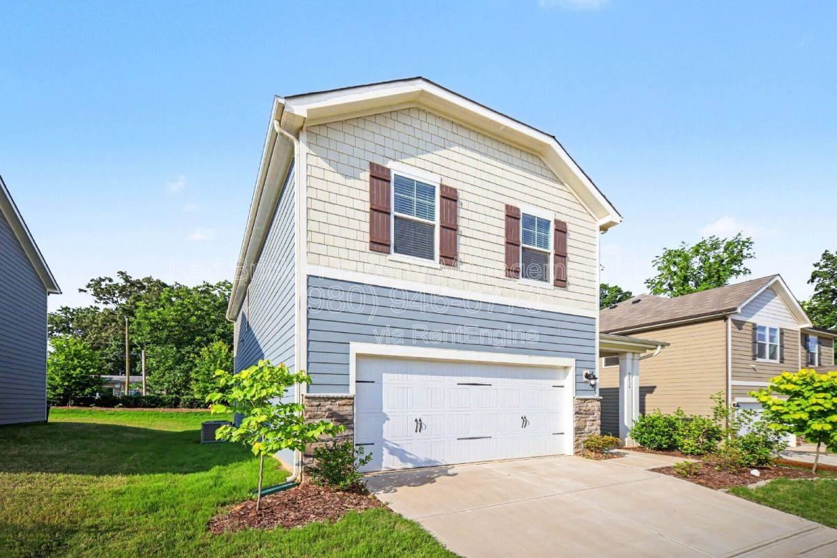 2034 Blue Sky Meadows Dr - Photo 3 of 10