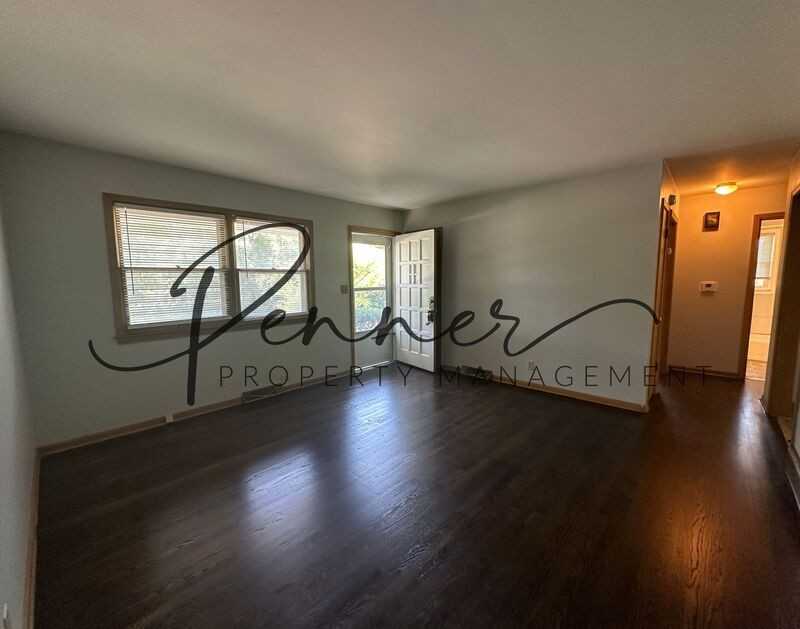 10714 E 19th St S - Photo 4 of 12