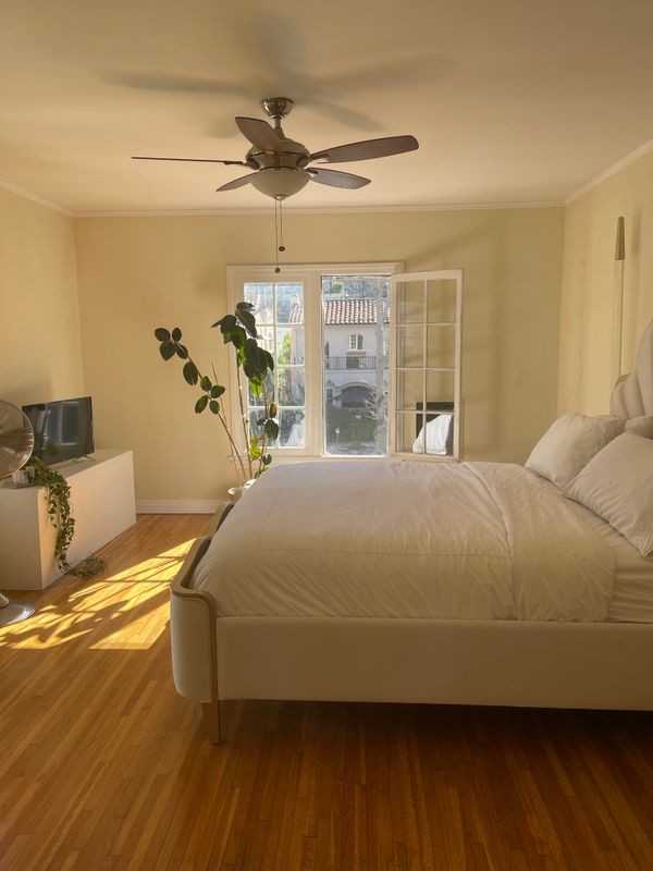 6421 W 6th St - Photo 2 of 10