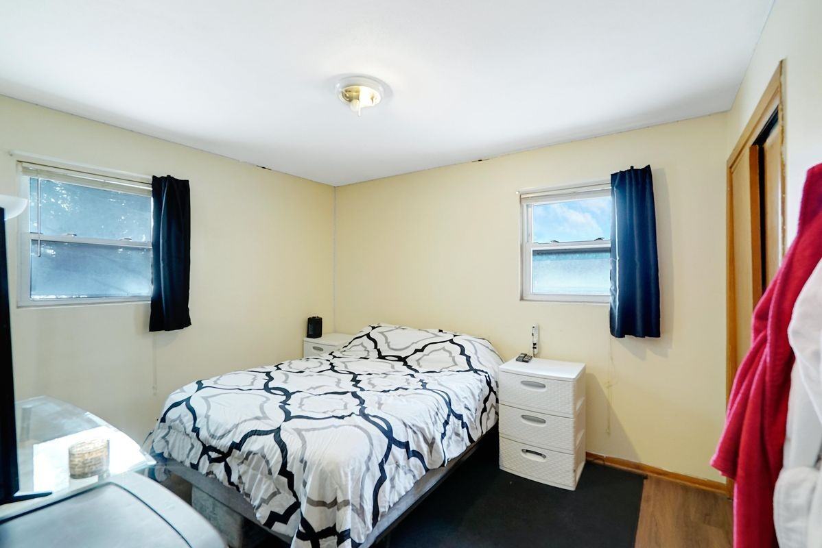 7005 Dutton Ave - Photo 4 of 17