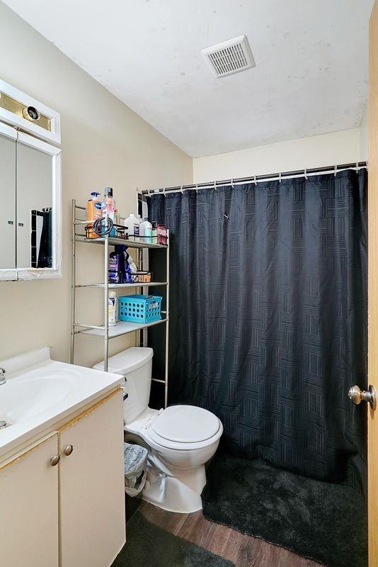 7005 Dutton Ave - Photo 7 of 17