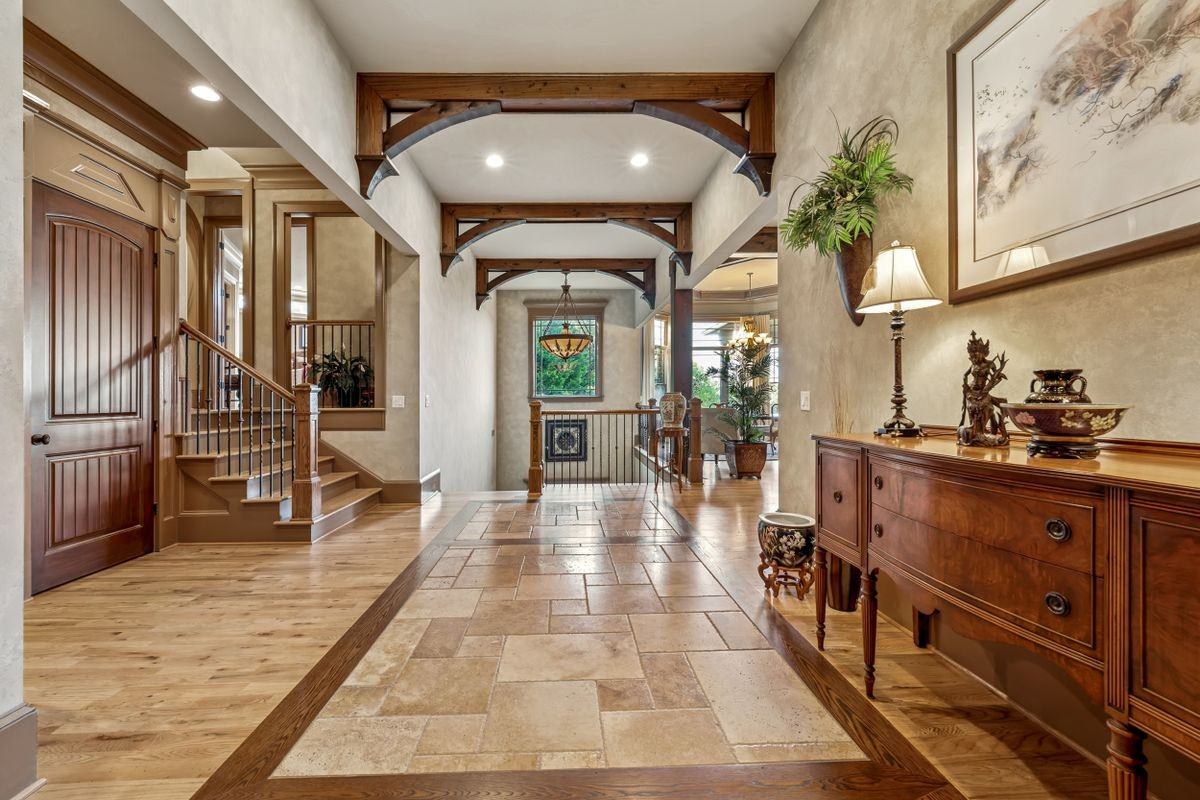 6407 Grand Marina Cir - Photo 3 of 50