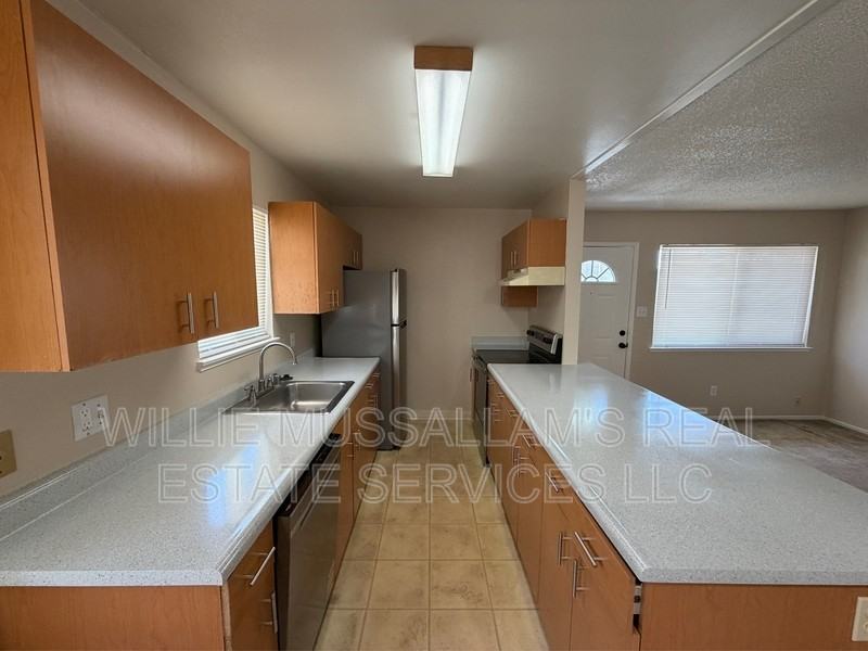 2140 Palisade Ave - Photo 3 of 16
