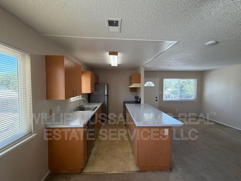 2140 Palisade Ave - Photo 5 of 16