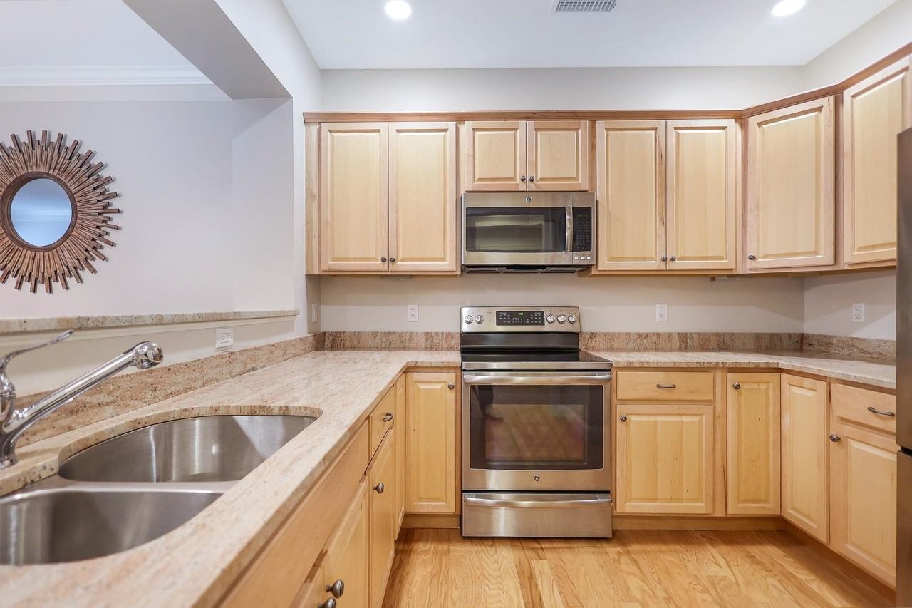 12 Braemoor Woods Rd - Photo 6 of 12
