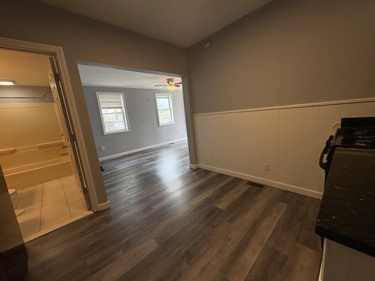 83 E Main St #1R - Photo 2 of 8