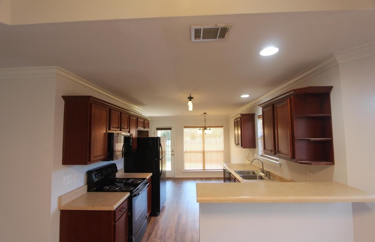 4269 Fieldstone Way - Photo 6 of 16
