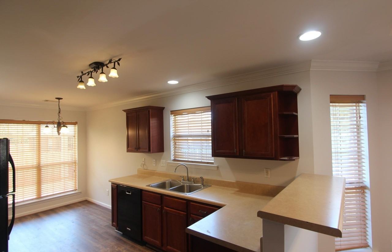 4269 Fieldstone Way - Photo 7 of 16