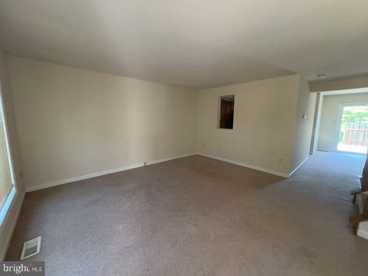 5614 Denton Ct - Photo 2 of 14