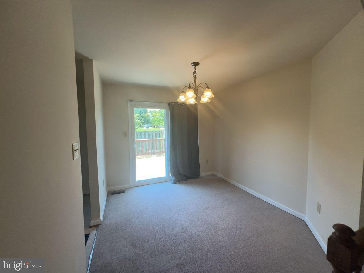 5614 Denton Ct - Photo 4 of 14