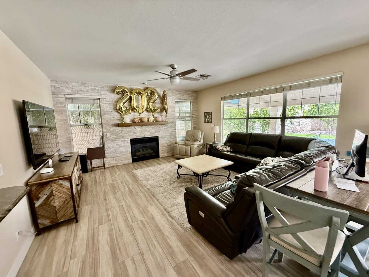 209 Ultra Dr - Photo 5 of 19