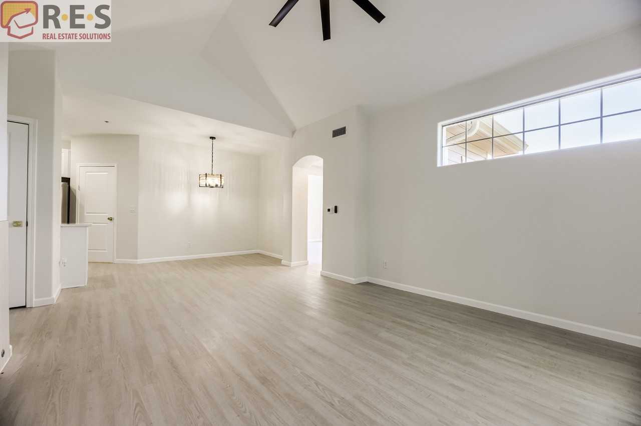 1631 W Canal Cir #832 - Photo 5 of 11