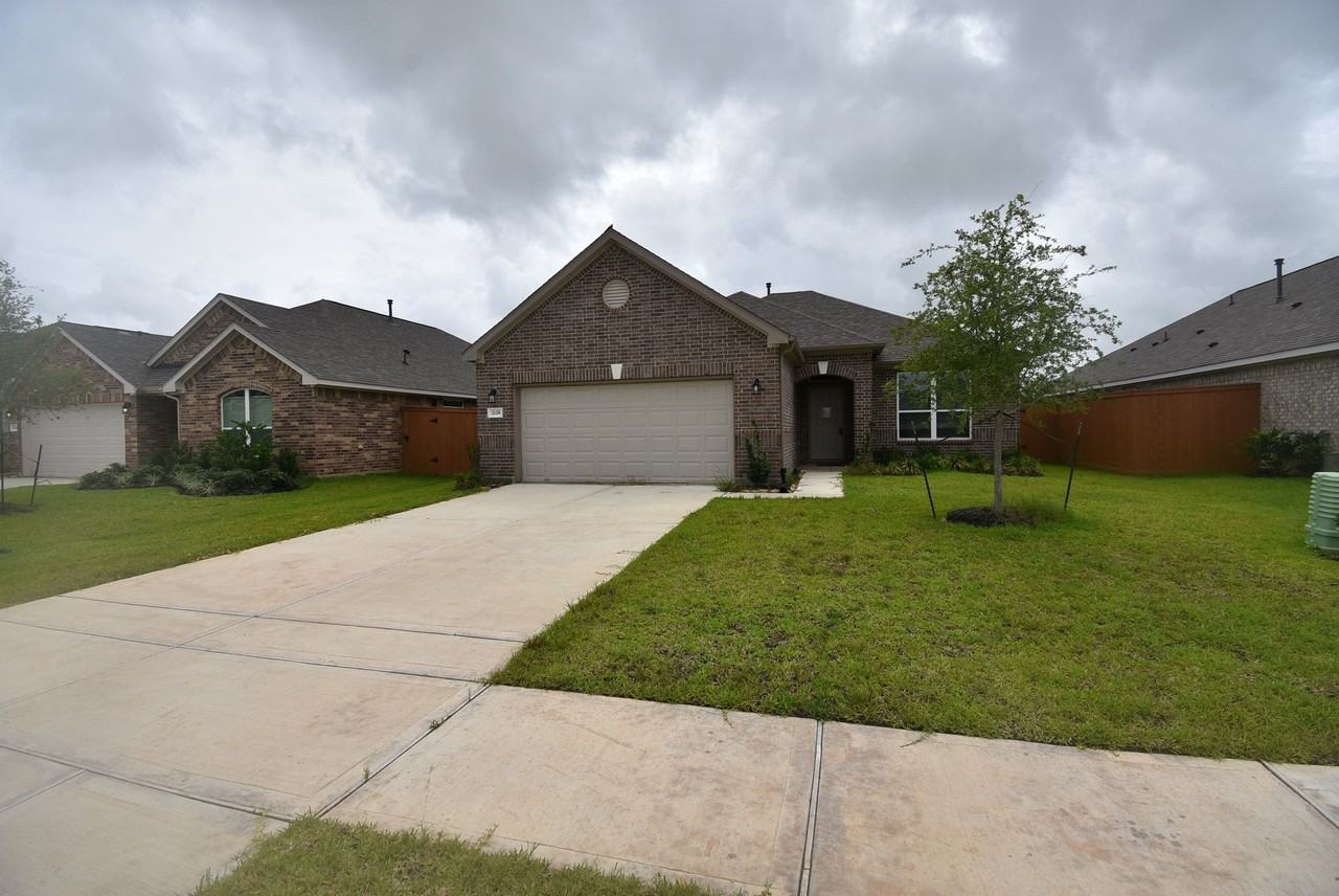 2128 Port Jackson Dr - Photo 5 of 43