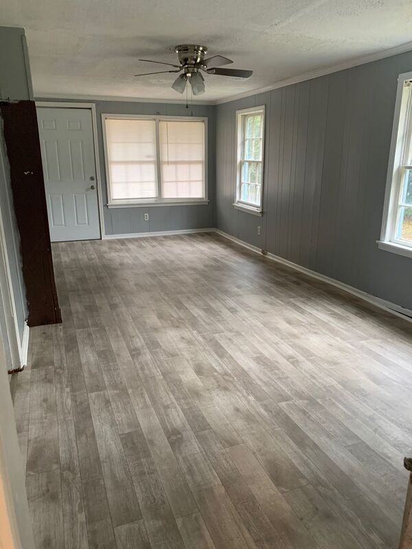 1992 Echo Ave - Photo 4 of 6