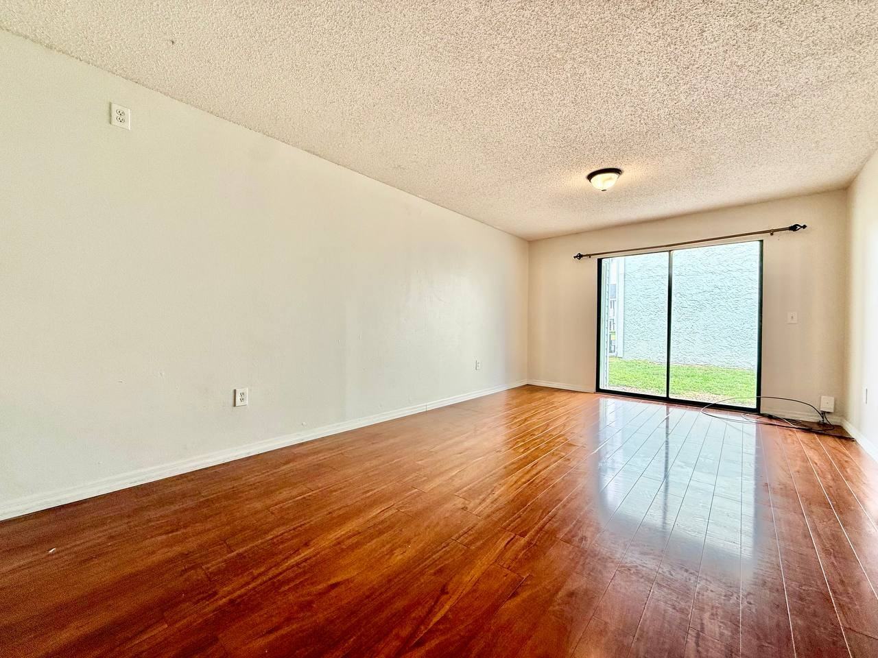 5024 Terrace Palms Cir #101 - Photo 4 of 15