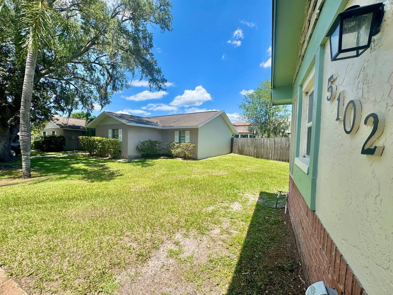 5102 Lawnton Ct - Photo 6 of 41