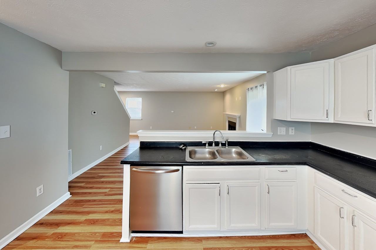2751 Wortham Way - Photo 4 of 17