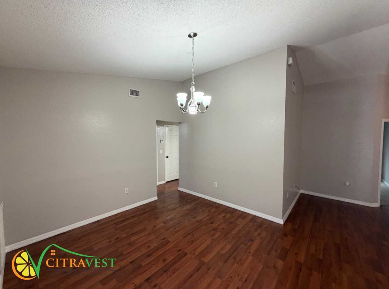144 Kings Pond Ave - Photo 2 of 11