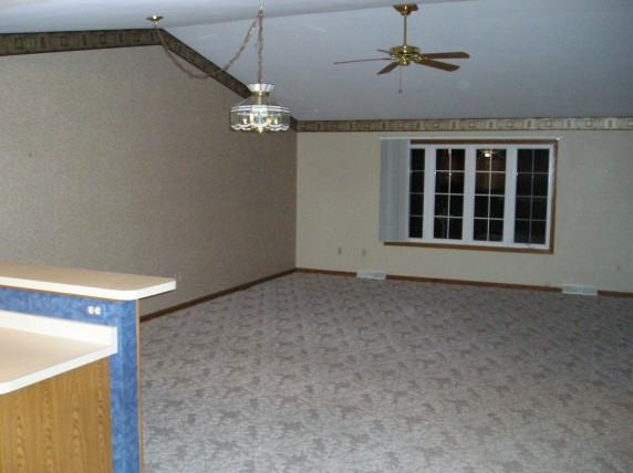 2702 Meadowbrook Rd - Photo 4 of 4