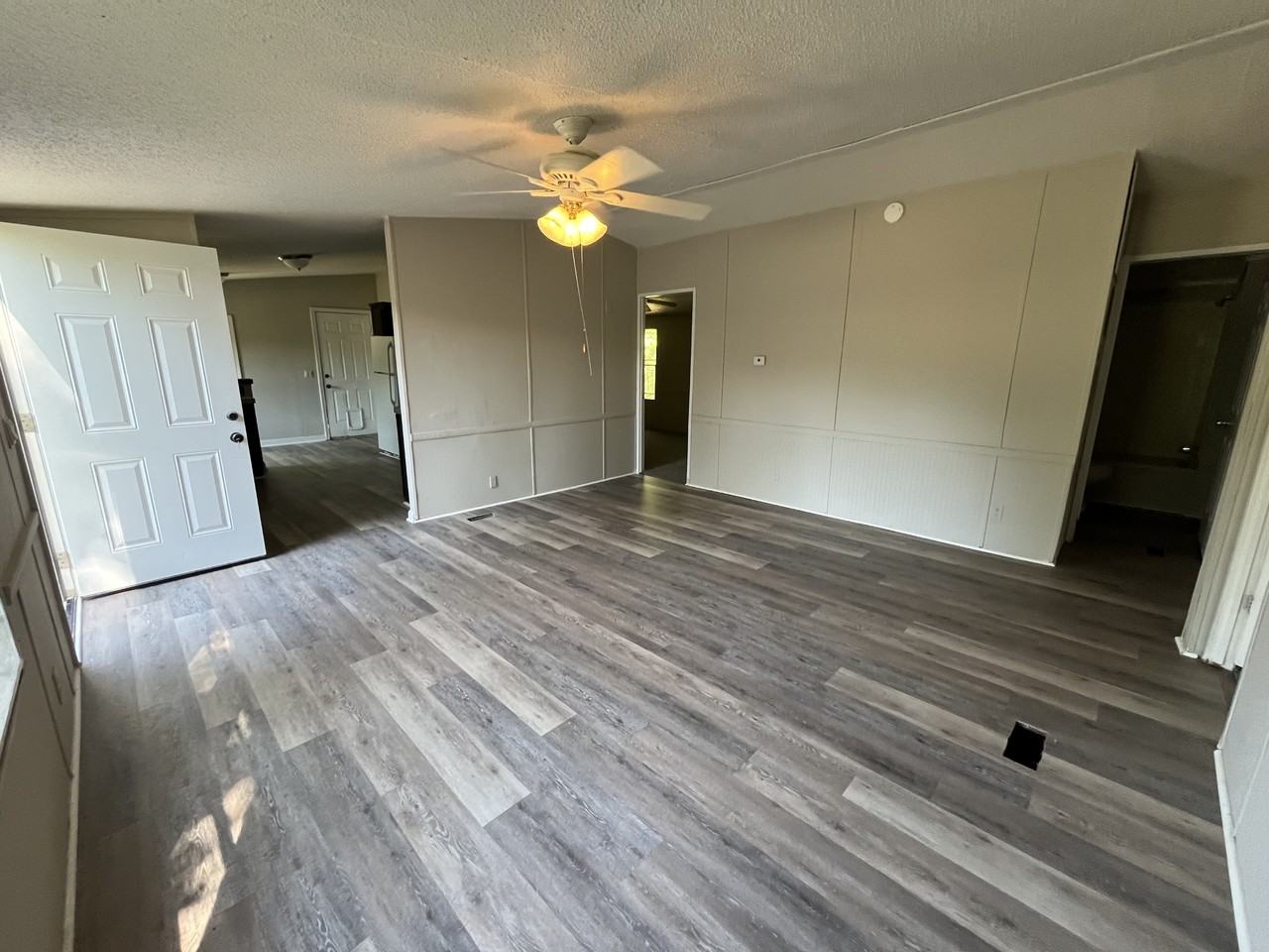 137 Park West Ct - Photo 6 of 50