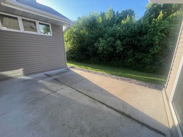 631 Liberty Way - Photo 4 of 16