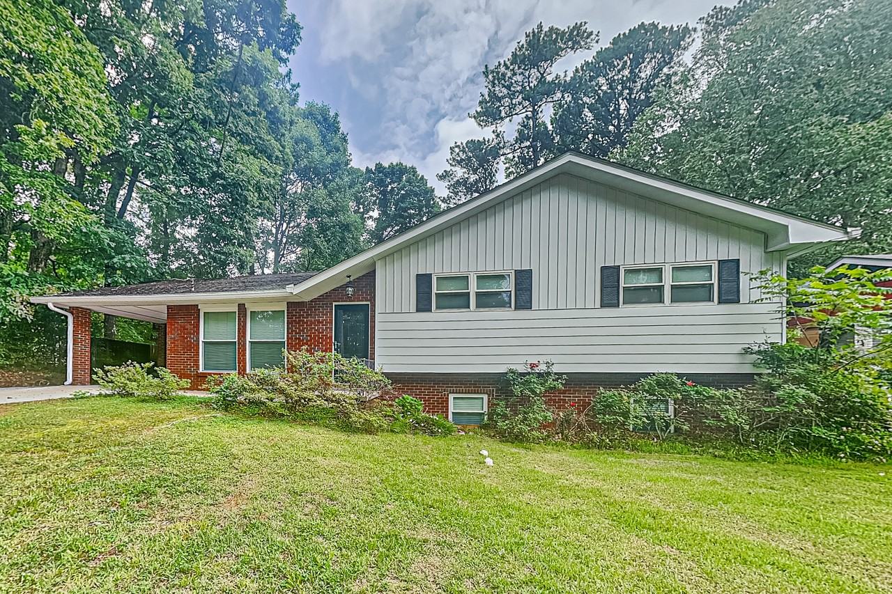 2902 Delcourt Dr - Photo 2 of 23