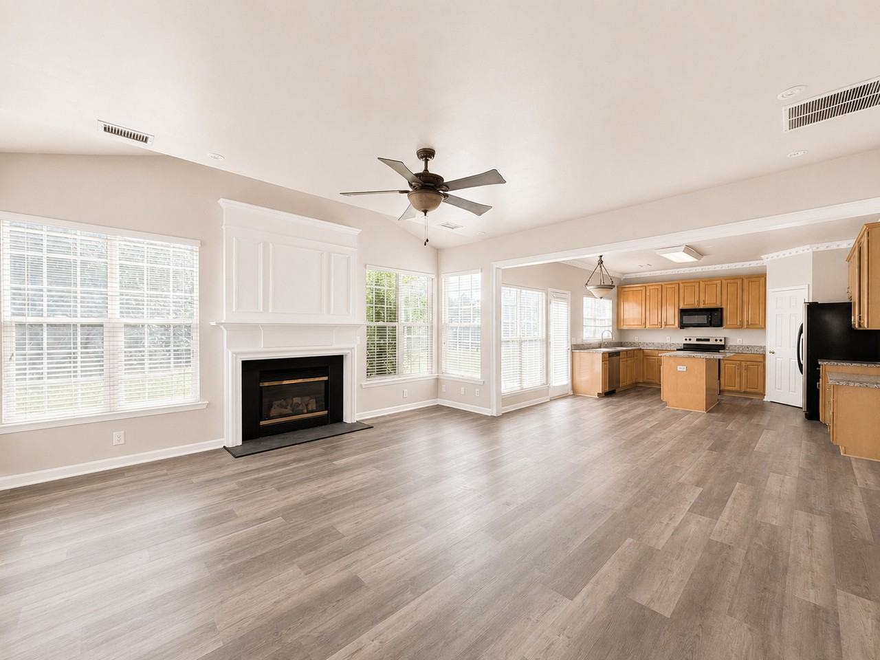 2607 Sweet Bing Ct - Photo 7 of 24