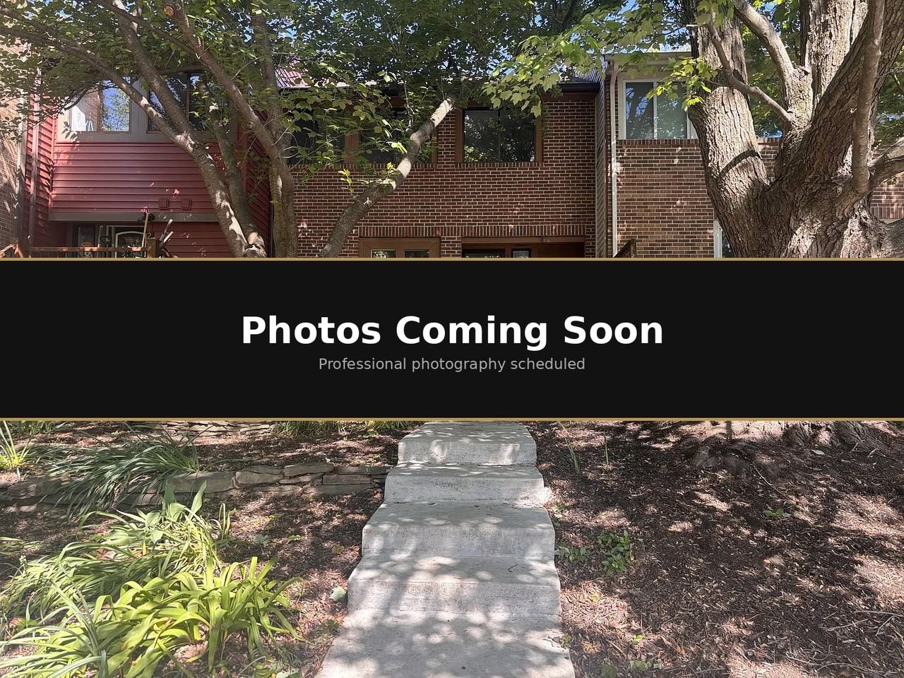 20469 Waters Point Ln - Photo 3 of 23