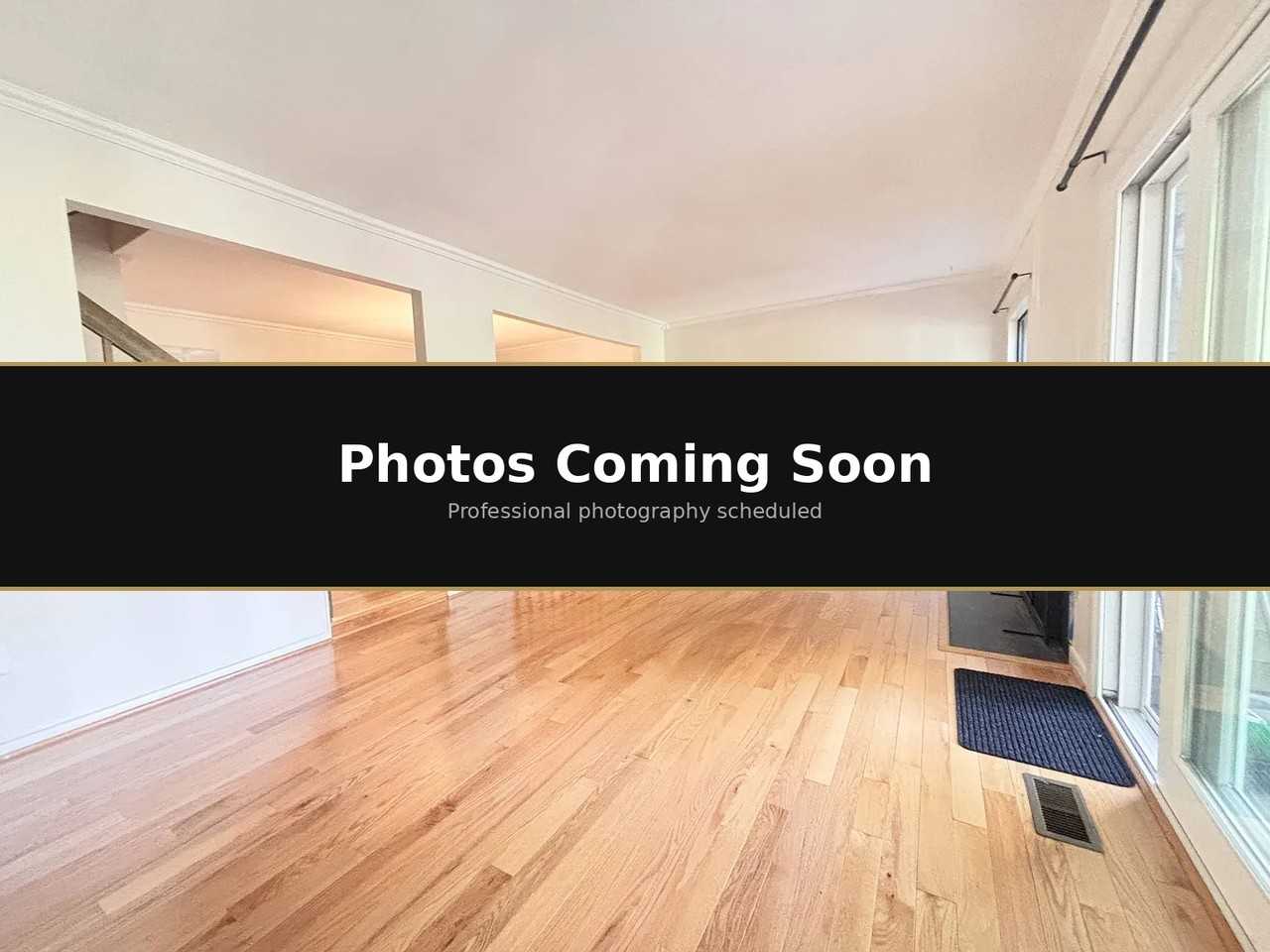 20469 Waters Point Ln - Photo 6 of 23