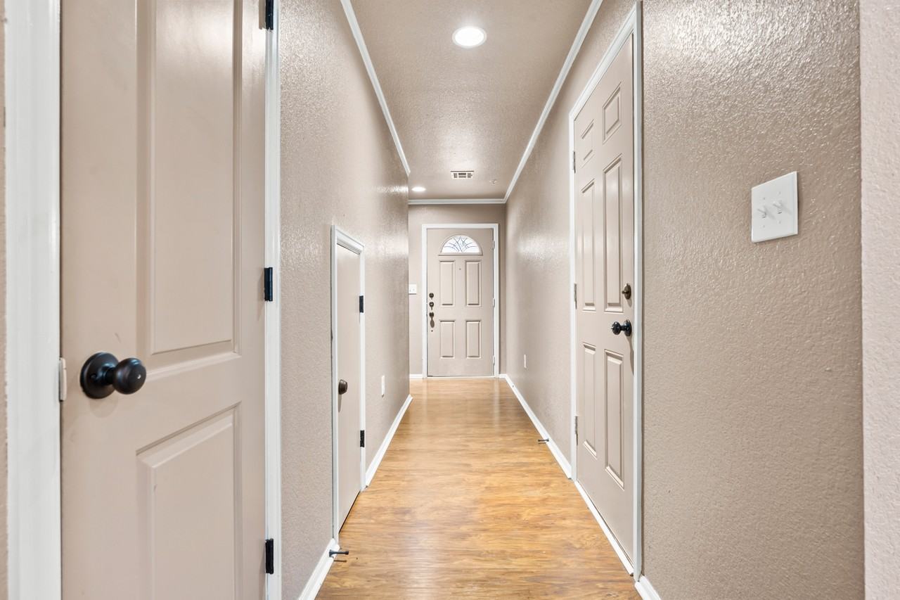 10001 Panther Way #206 - Photo 3 of 23