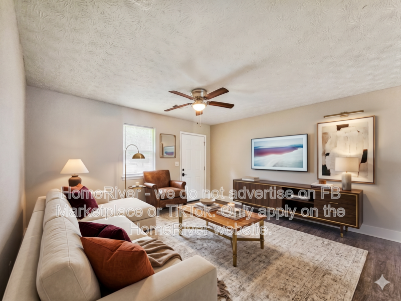 3006 Stanton Rd Se - Photo 2 of 26