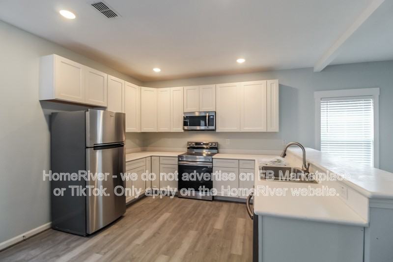 3618 Griffin Dr - Photo 5 of 17