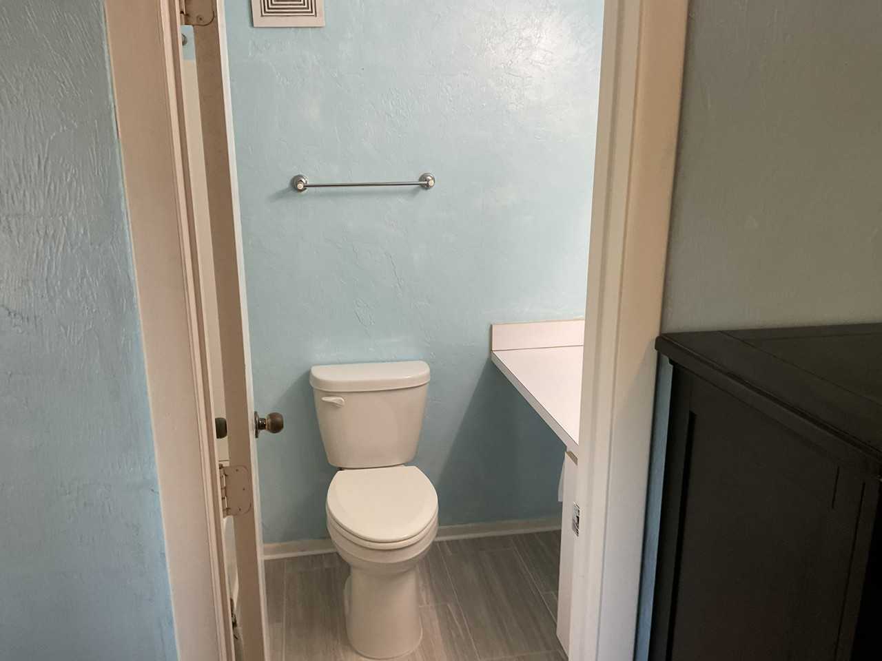 4000 Sw 23rd St #1-202 - Photo 6 of 21