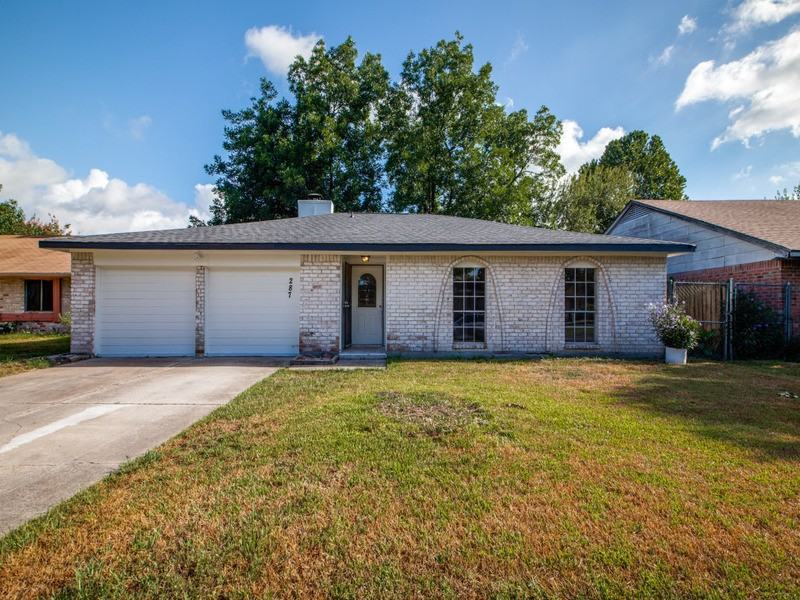287 Eldon St - Photo 2 of 25