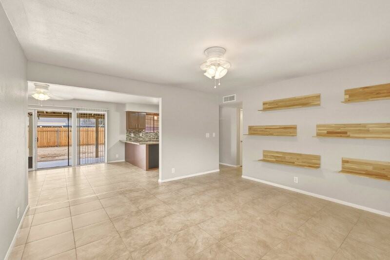 1224 E 9th Ave - Photo 4 of 31