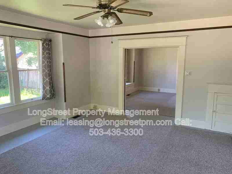 823 Sw 10th St - Photo 3 of 15