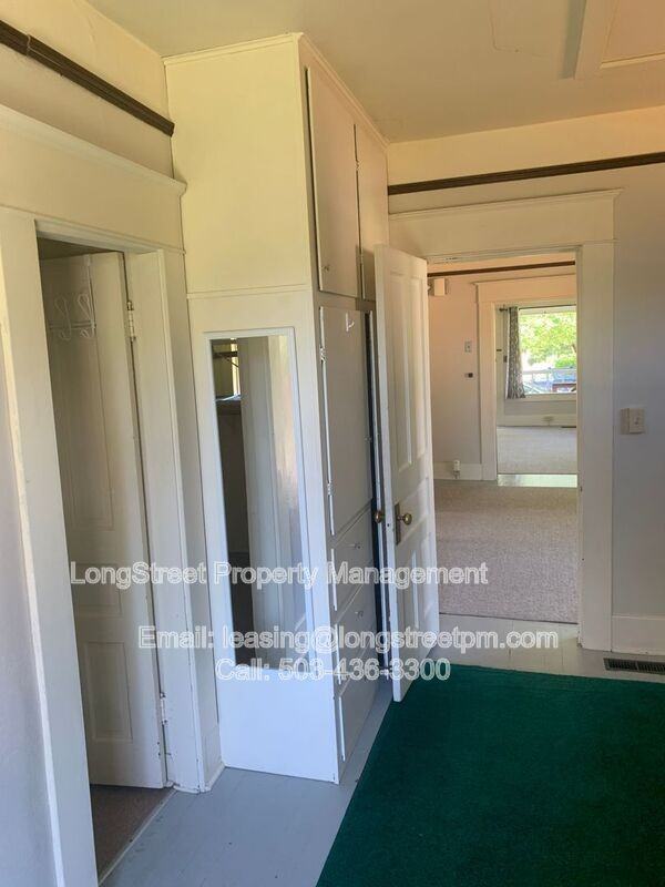 823 Sw 10th St - Photo 5 of 15