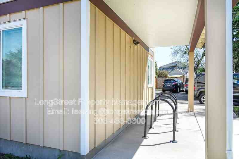 1960 Nw Taylor Ave #102 - Photo 4 of 28