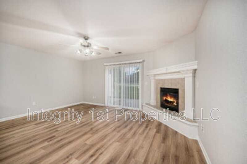 5943 Nw 91st St #5943 - Photo 7 of 13