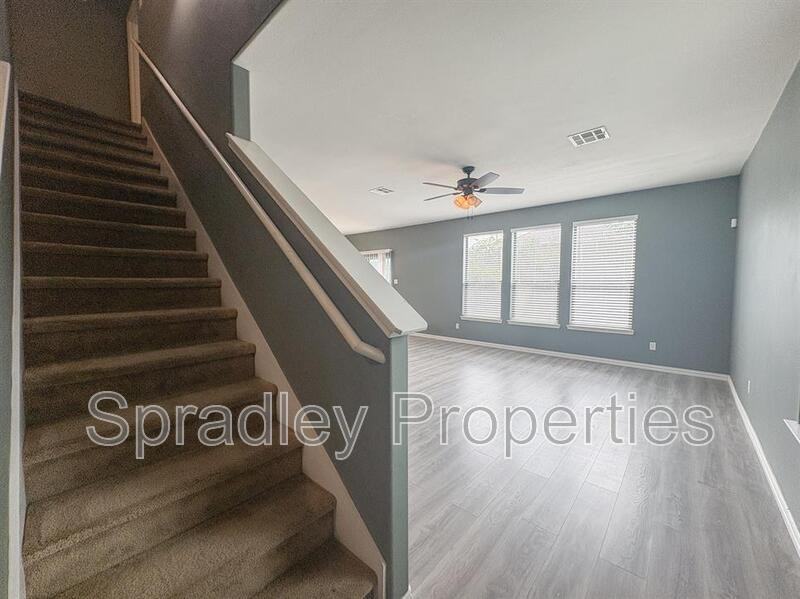 1047 Tumbleweed Trl - Photo 7 of 18