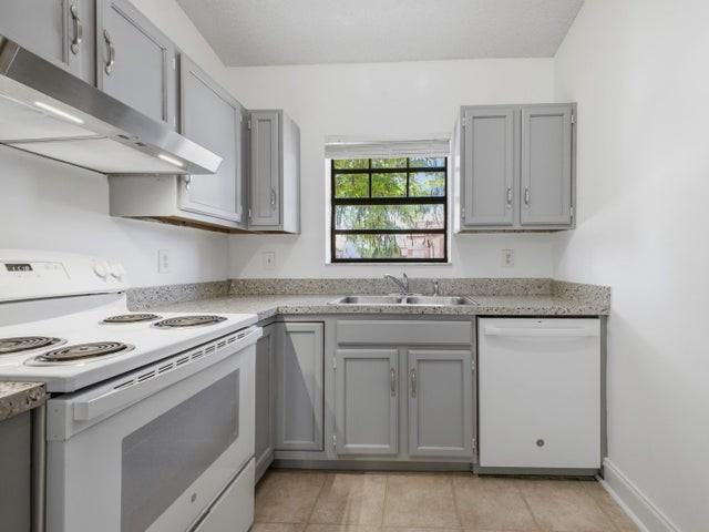 321 Norwood Terrace
