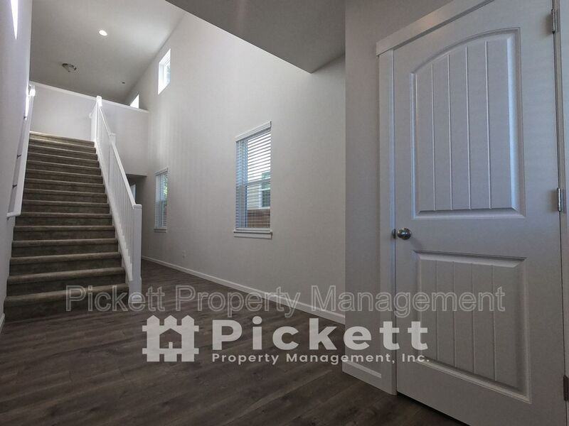 4222 Andasio Loop Se - Photo 3 of 33