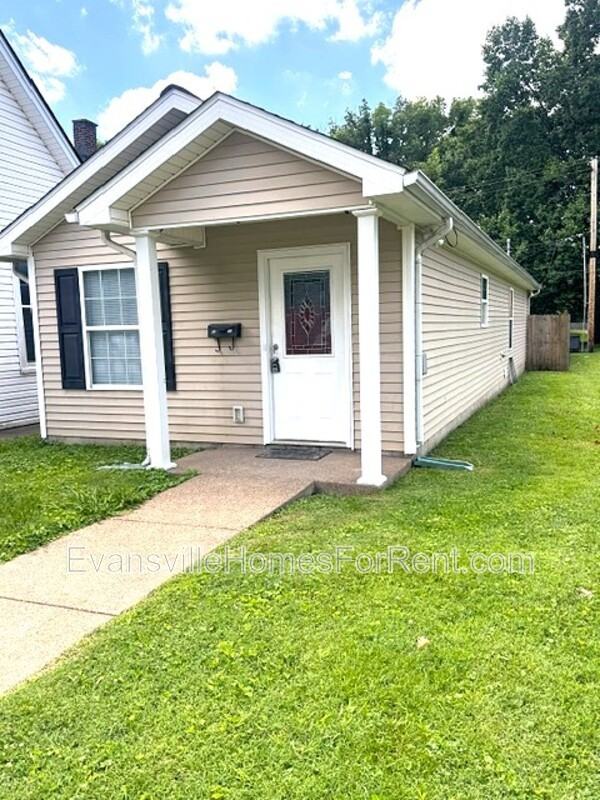 1711 Ewing Ave