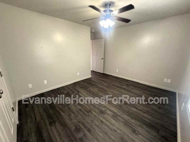 1711 Ewing Ave - Photo 6 of 8