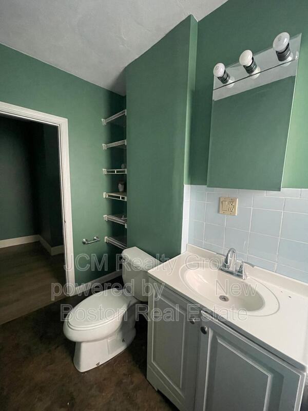98 Margin St #2L - Photo 7 of 14